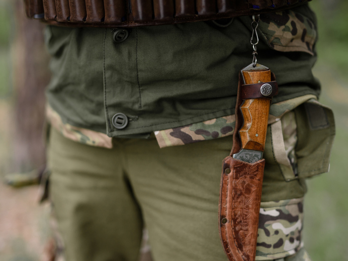 hunting tools and knives for beginners